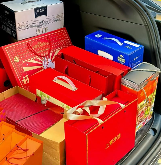 我们在春节期间拜年送的预包装食品礼（零食 / 饼干 / 饮料） 如何合规报关出口？